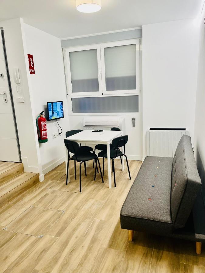 Bernabeu/ C.Universitaria Apartments مدريد المظهر الخارجي الصورة