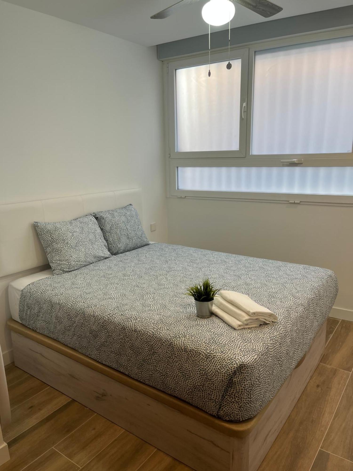 Bernabeu/ C.Universitaria Apartments مدريد المظهر الخارجي الصورة
